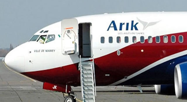 Arik Air engine fail leaves passengers stranded