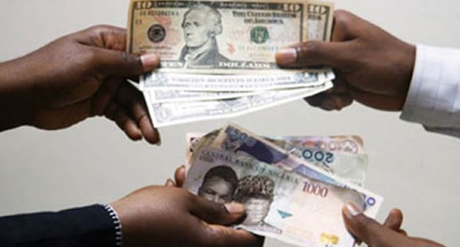 Naira falls by N2 as CBN promo fails to stop depreciation