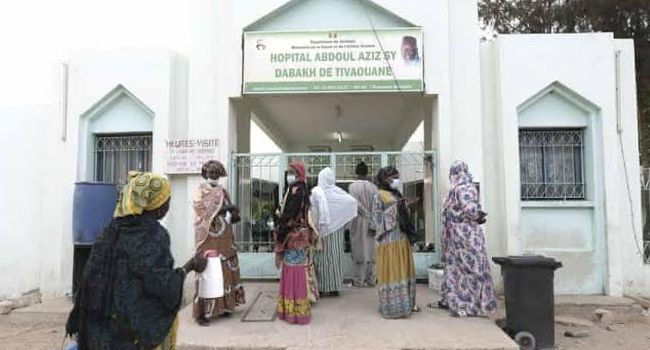 The Senegalese Health Minister, Abdoulaye Diouf Sarr, has confirmed the death of 11 new born babies in a fire that engulfed the neonatology department